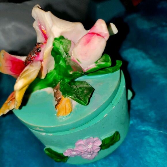 Jewelry box  - Picture 2 of 9